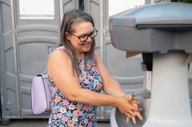 Best Luxury portable toilet rental  in Santa Nella, CA